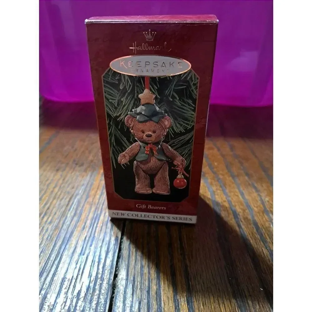 Vintage 1999 Hallmark Keepsake Gift Bearers #1 Christmas Holiday Tree Ornament